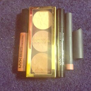 Makeup bundle